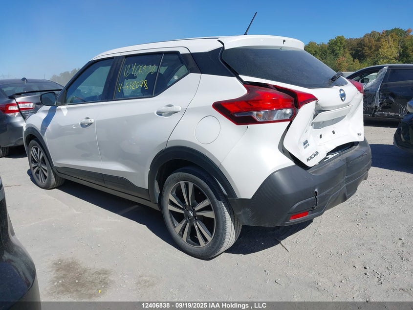 3N1CP5CU4KL552078 2019 NISSAN KICKS photo no. 3