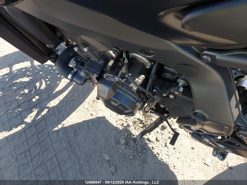 JYARN94N9SA001076 2025 YAMAHA MT photo no. 9