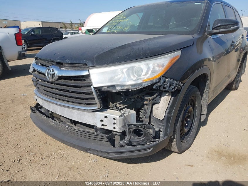5TDBKRFH1FS204123 2015 TOYOTA HIGHLANDER photo no. 6