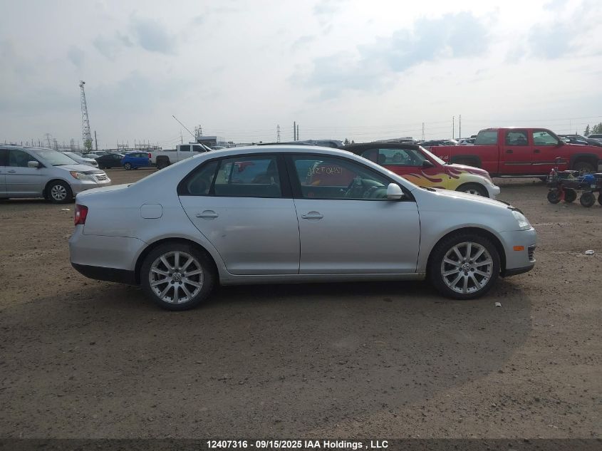 2010 Volkswagen Jetta S VIN: 3VWJX8AJ1AM051086 Lot: 12407316
