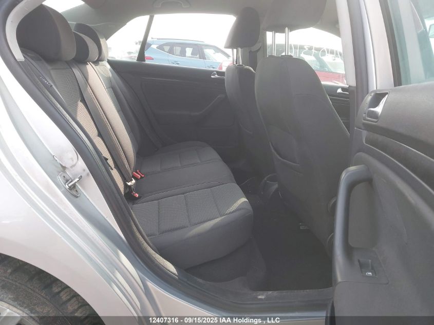 2010 Volkswagen Jetta S VIN: 3VWJX8AJ1AM051086 Lot: 12407316