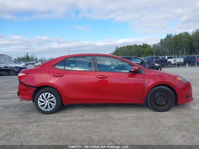 2T1BURHE0JC111821 2018 TOYOTA COROLLA photo no. 14