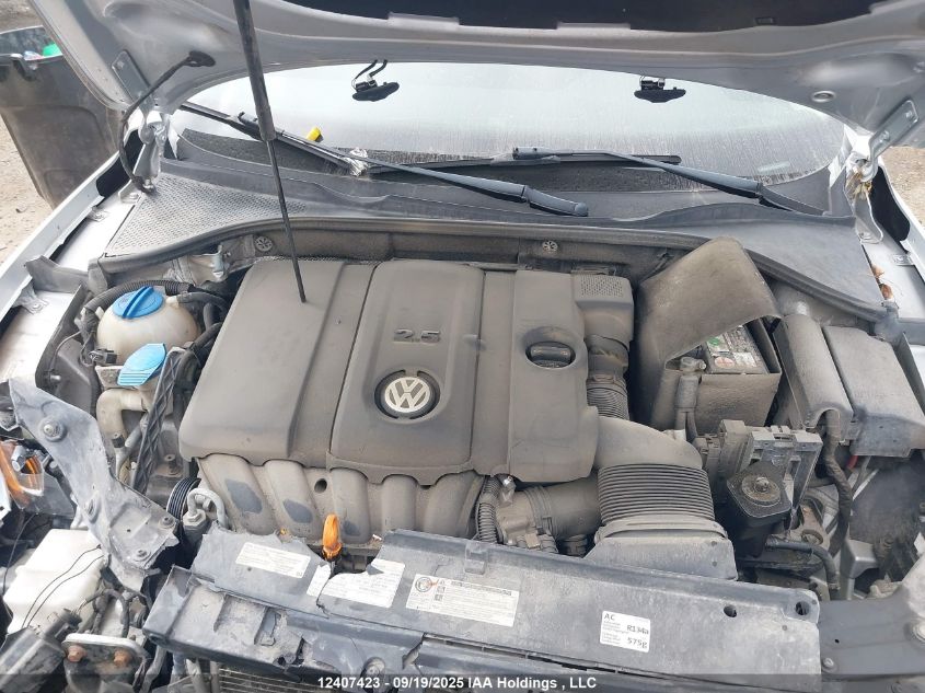 2013 Volkswagen Passat Se VIN: 1VWBH7A30DC106355 Lot: 12407423