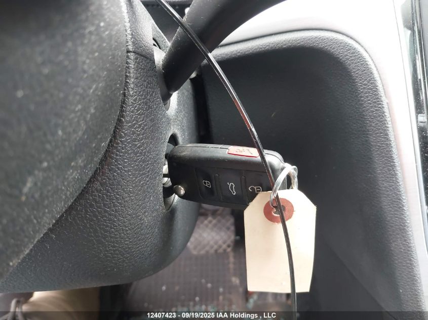 2013 Volkswagen Passat Se VIN: 1VWBH7A30DC106355 Lot: 12407423