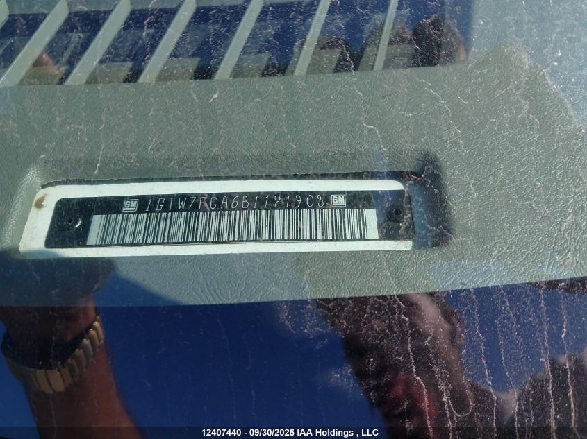 2011 GMC Savana 2500 Standard VIN: 1GTW7FCA6B1121903 Lot: 12407440