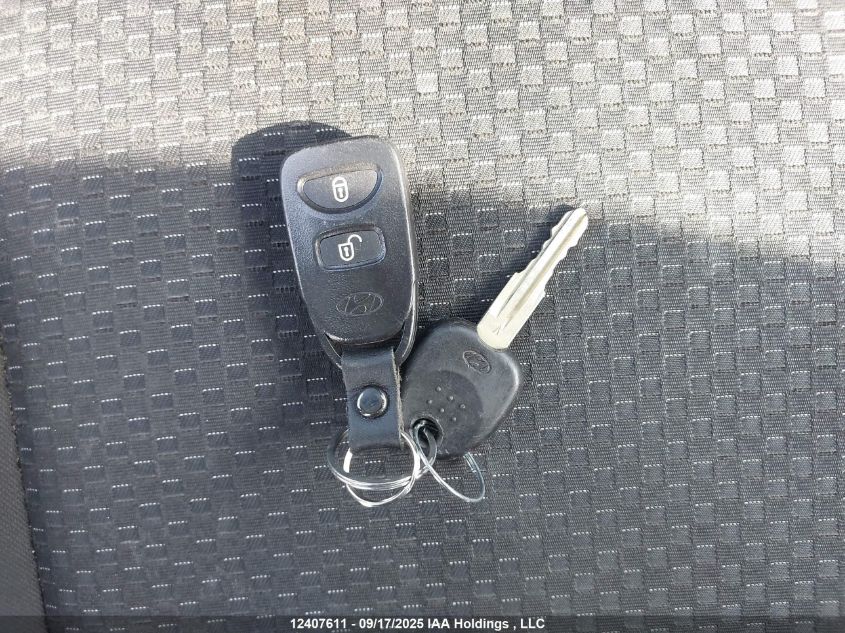 2010 Hyundai Accent Se VIN: KMHCN3BC6AU177715 Lot: 12407611