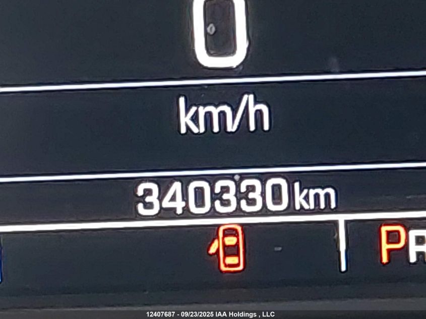 2018 Chevrolet Suburban K1500 Ls VIN: 1GNSKGKC0JR126785 Lot: 12407687