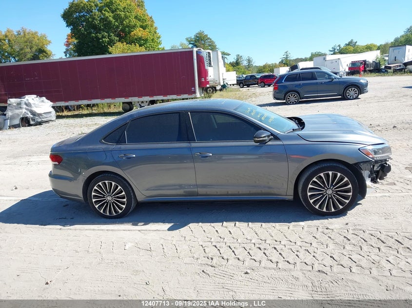 2022 VOLKSWAGEN PASSAT SEDAN 2.0L I-4 DI, DOHC, VVT, TURBO, 174HP