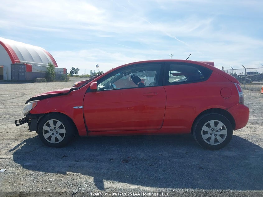 2010 Hyundai Accent Se VIN: KMHCN3BC1AU153693 Lot: 12407831