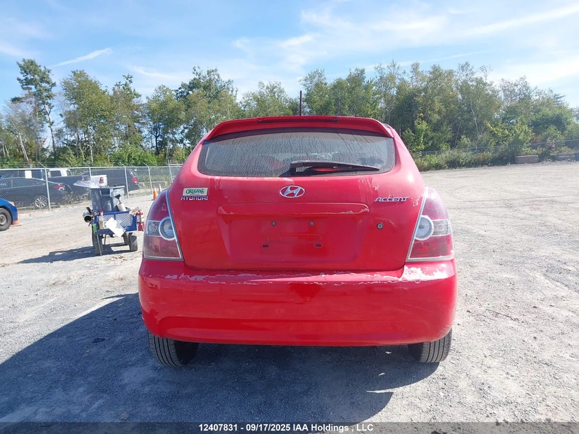 2010 Hyundai Accent Se VIN: KMHCN3BC1AU153693 Lot: 12407831