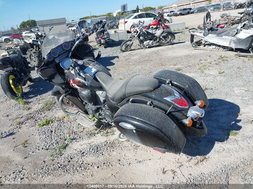 JKBVNRJ15BA000114 2011 KAWASAKI VULCAN photo no. 3