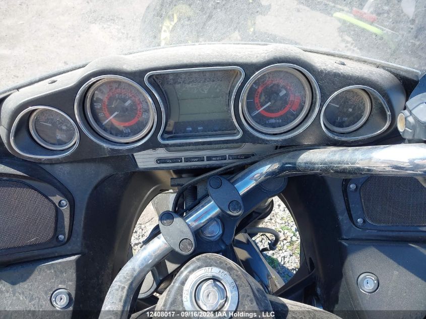 2011 Kawasaki Vn1700 J VIN: JKBVNRJ15BA000114 Lot: 12408017