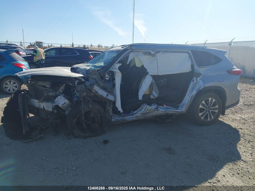 5TDGZRBH0LS502388 2020 TOYOTA HIGHLANDER photo no. 13