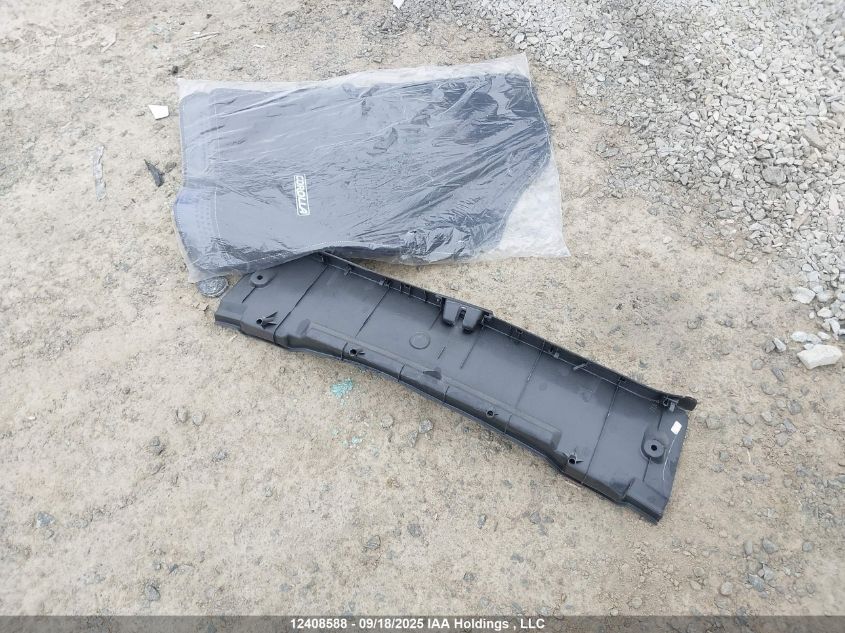 2017 Toyota Corolla Le VIN: 2T1BURHE0HC899672 Lot: 12408588