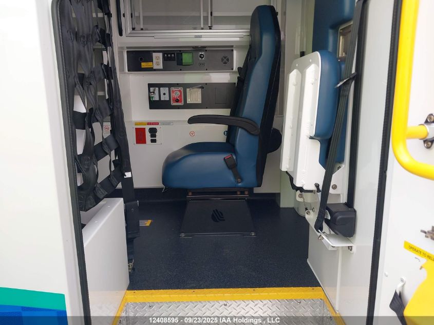 2025 Chevrolet Express Cutaway Work Van VIN: 1HA3GSC76SN001703 Lot: 12408595