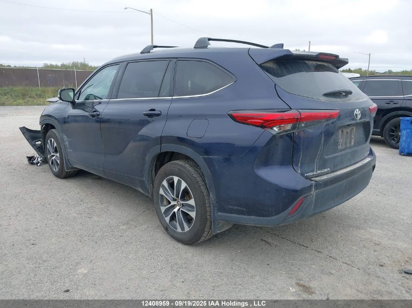 2022 Toyota Highlander Xle VIN: 5TDGZRBHXNS571740 Lot: 12408959