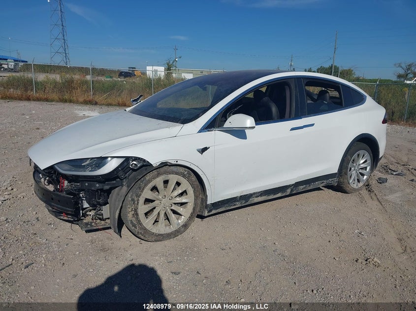 5YJXCBE26MF322578 2021 TESLA MODEL X photo no. 2