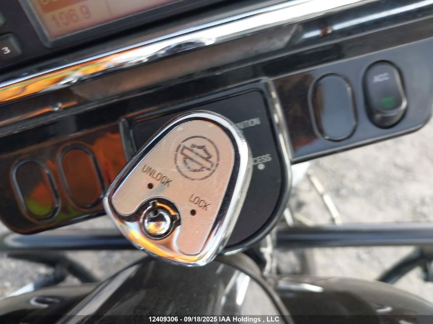 2006 Harley-Davidson Flhxi VIN: 5HD1KBW106Y690599 Lot: 12409306