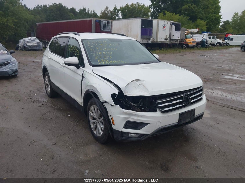 3VV1B7AX7JM219590 2018 Volkswagen Tiguan Trendline auction photo 1
