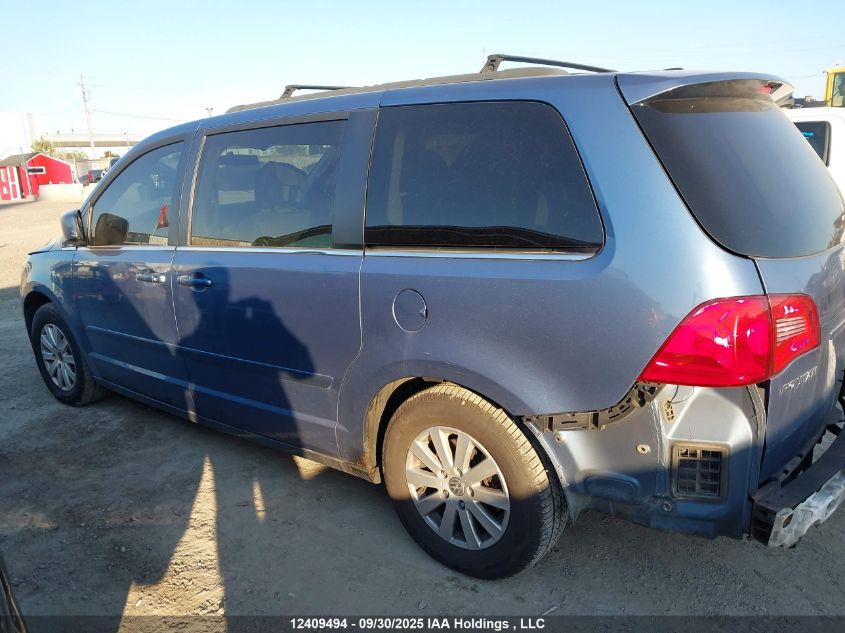 2011 Volkswagen Routan Se VIN: 2V4RW3DG1BR747670 Lot: 12409494