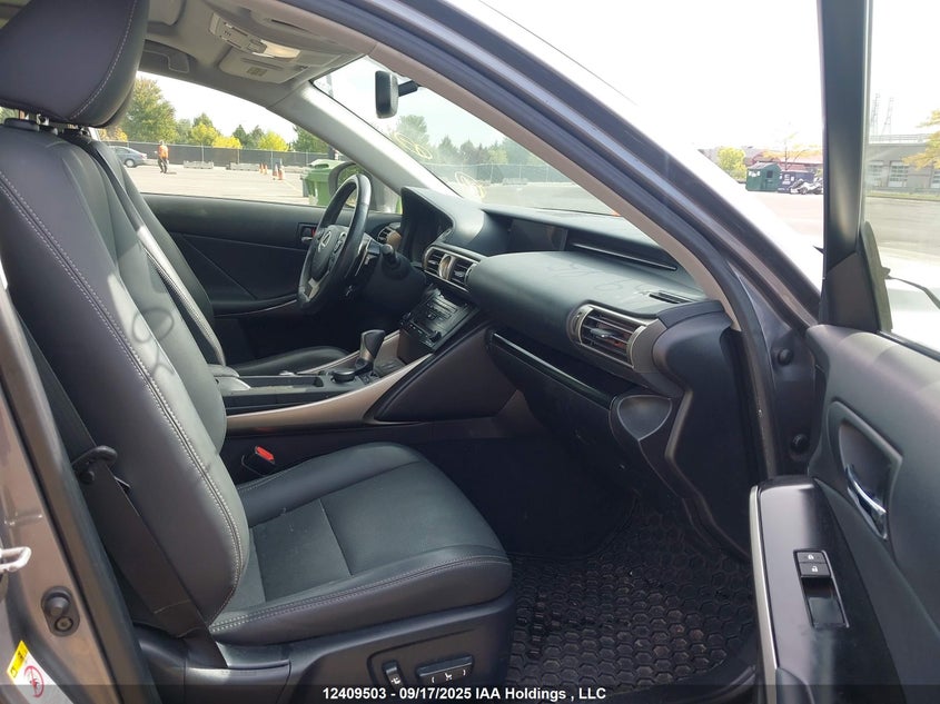 JTHCF1D26E5009422 2014 LEXUS IS photo no. 5