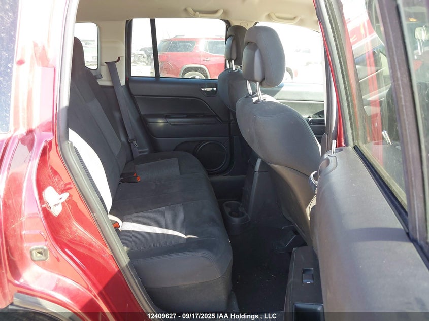 1C4NJDABXDD108232 2013 JEEP COMPASS photo no. 8