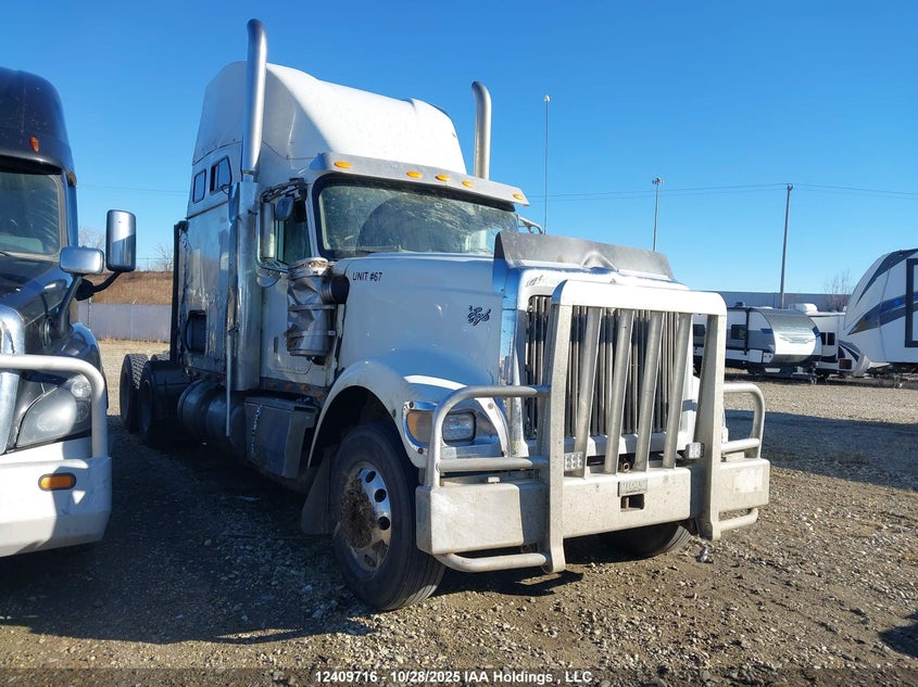 3HSDMAPR2FN106196 INTERNATIONAL 9900 Photo 1