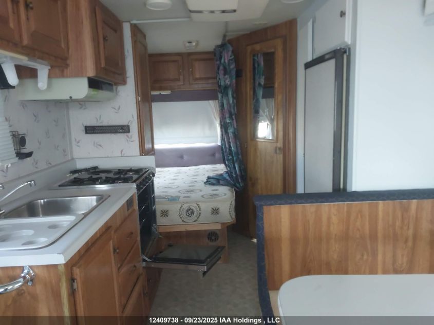 1987 Ford Econoline E350 Cutaway Van VIN: 1FDKE30L5HHB34078 Lot: 12409738