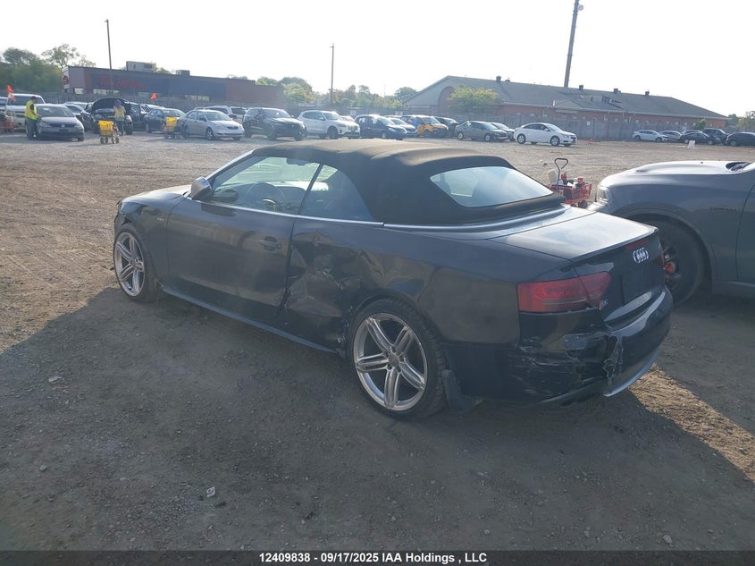 WAULGBFH0BN018065 2011 AUDI S5 photo no. 3