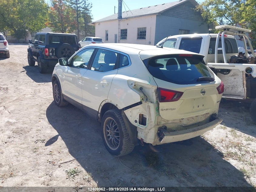 JN1BJ1CR6HW101027 2017 NISSAN QASHQAI photo no. 3