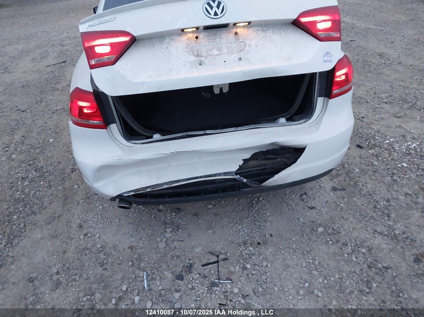 2013 Volkswagen Passat 2.5L Comfortline VIN: 1VWBH7A33DC121741 Lot: 12410087