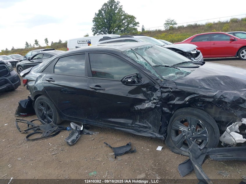 KMHLM4AG3PU447246 2023 HYUNDAI ELANTRA photo no. 13