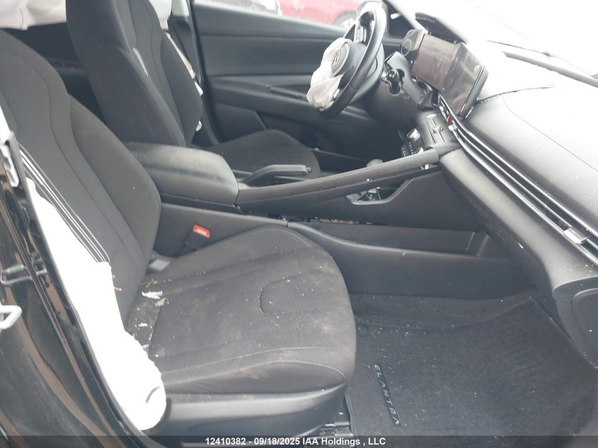 KMHLM4AG3PU447246 2023 HYUNDAI ELANTRA photo no. 5