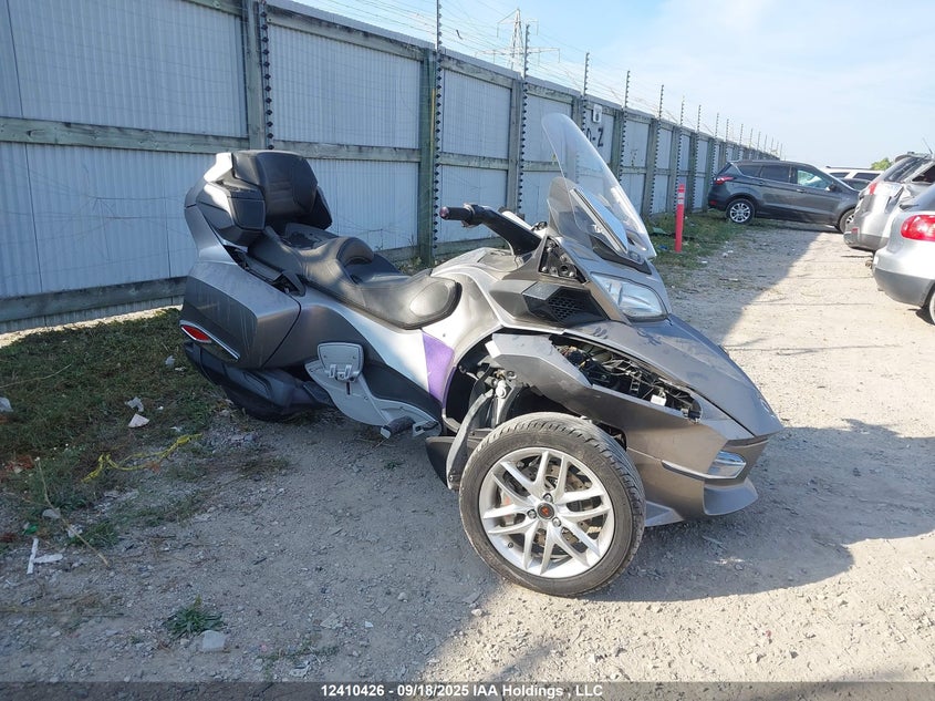 2BXNBAC13DV000006 2013 Can-Am Spyder Roadster Rt/Rts/Rt Limited auction photo 1