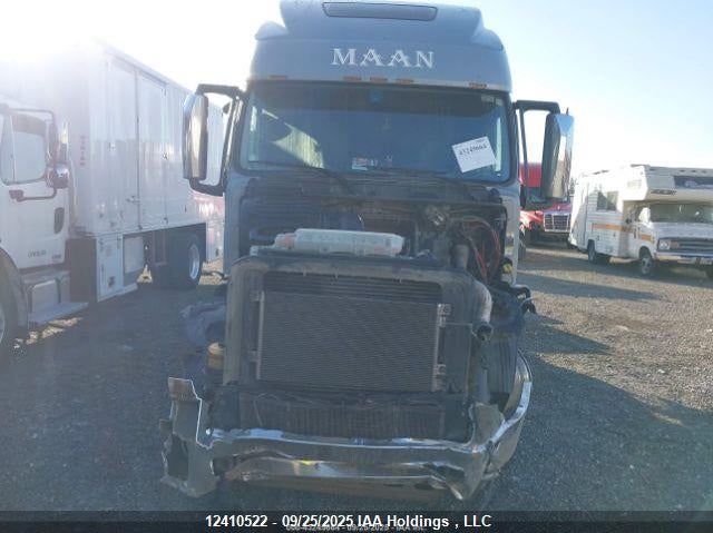 4V4NC9EJ5FN909483 2015 VOLVO  photo no. 17