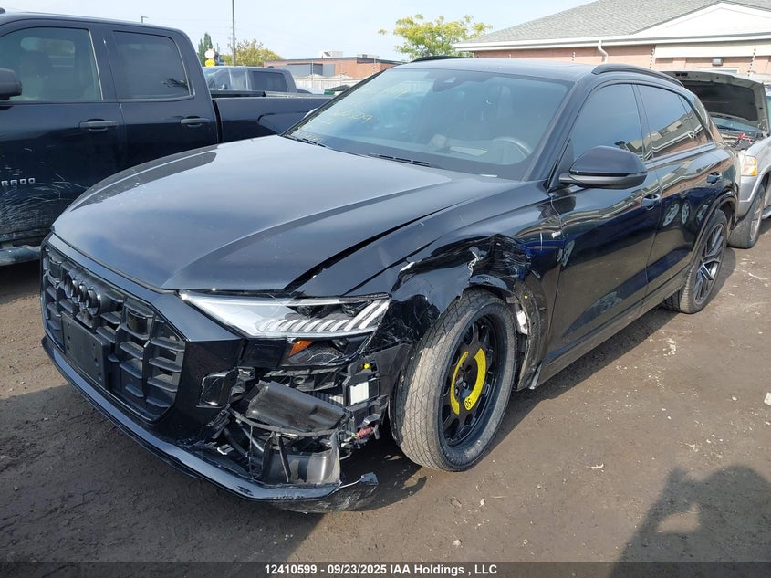 WA1FVBF11PD020309 2023 AUDI Q8 photo no. 2