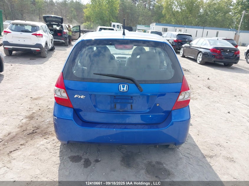 JHMGD38428S806271 2008 HONDA FIT photo no. 17