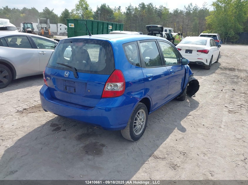 JHMGD38428S806271 2008 HONDA FIT photo no. 4