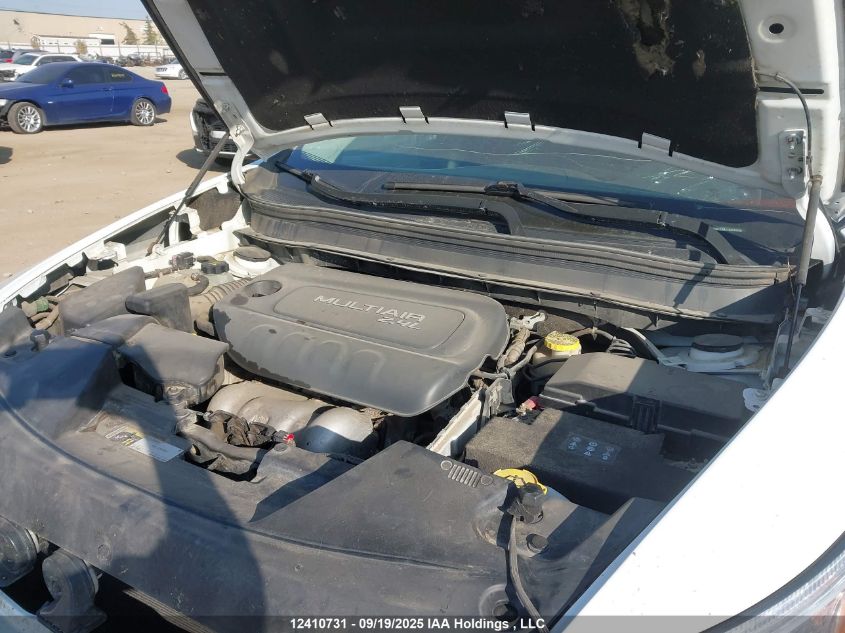 2015 Jeep Cherokee Latitude VIN: 1C4PJMCB7FW688844 Lot: 12410731