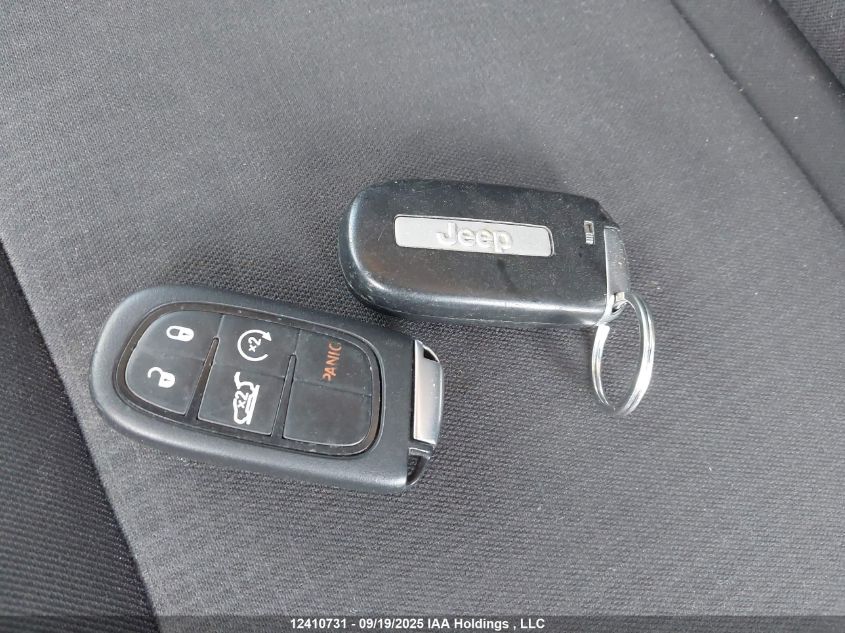 2015 Jeep Cherokee Latitude VIN: 1C4PJMCB7FW688844 Lot: 12410731