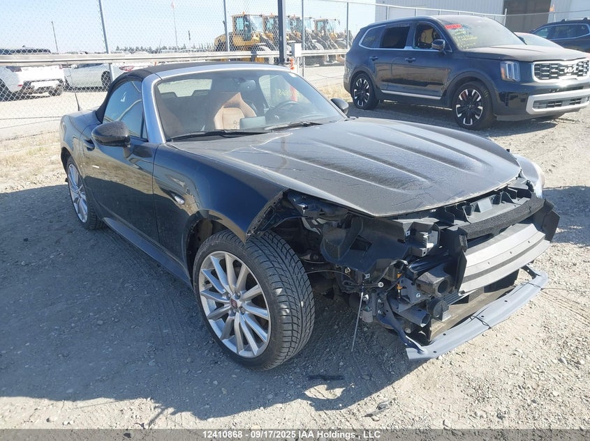 JC1NFAEK4L0145855 2020 Fiat 124 Spider Lusso auction photo 1
