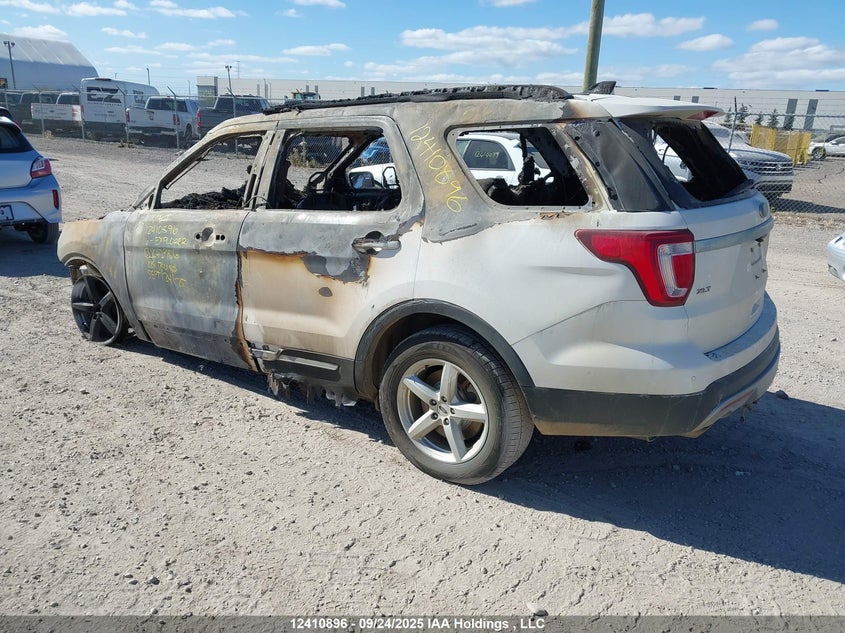 1FM5K8D83GGC42986 2016 FORD EXPLORER photo no. 3