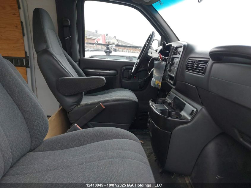 2001 GMC Savana VIN: 1GTFG25M921206993 Lot: 12410945