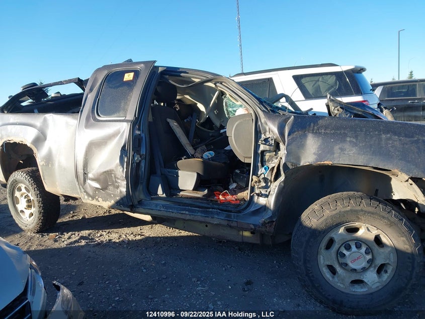 2010 GMC Sierra 2500Hd Sle VIN: 1GT5K0BG2AZ259757 Lot: 12410996