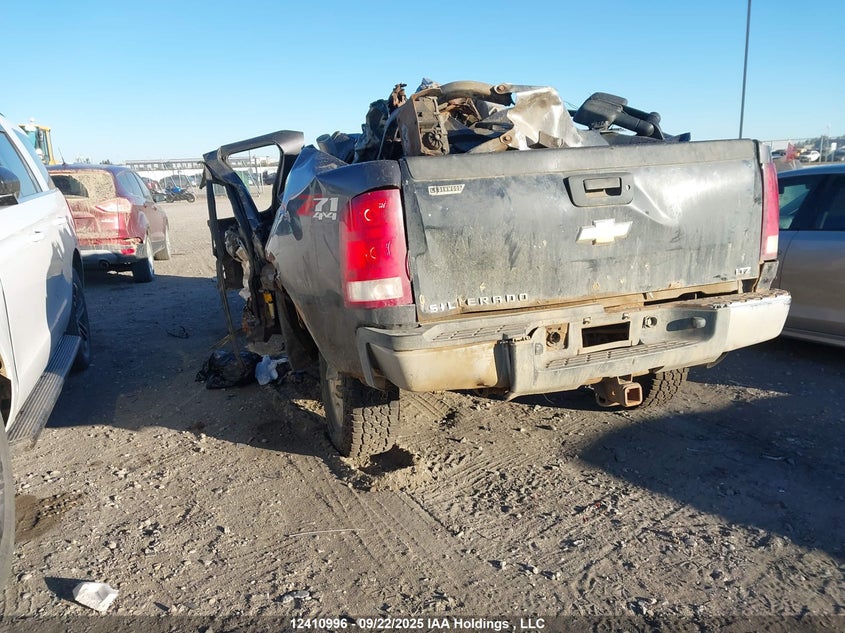 1GT5K0BG2AZ259757 2010 GMC SIERRA photo no. 3