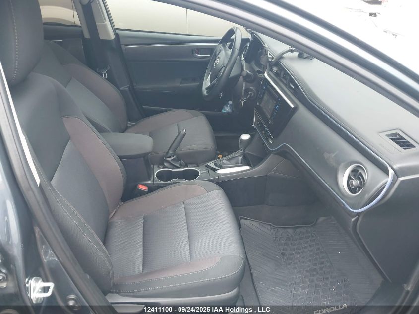 2018 Toyota Corolla Le VIN: 2T1BURHEXJC085048 Lot: 12411100