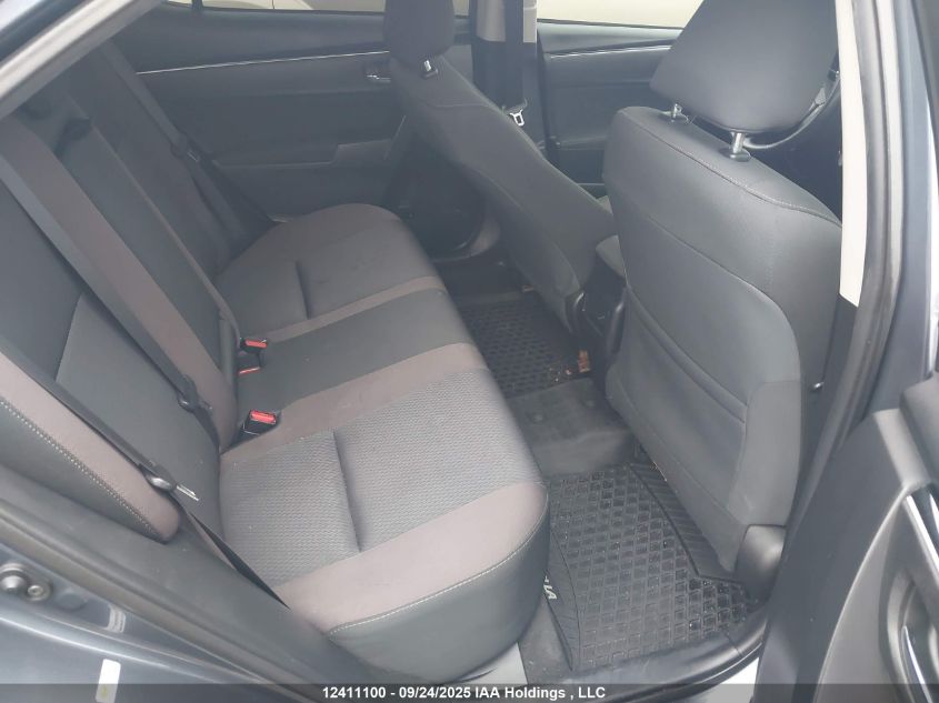 2018 Toyota Corolla Le VIN: 2T1BURHEXJC085048 Lot: 12411100