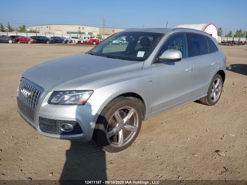 WA1WFCFP4CA069491 2012 AUDI Q5 photo no. 2