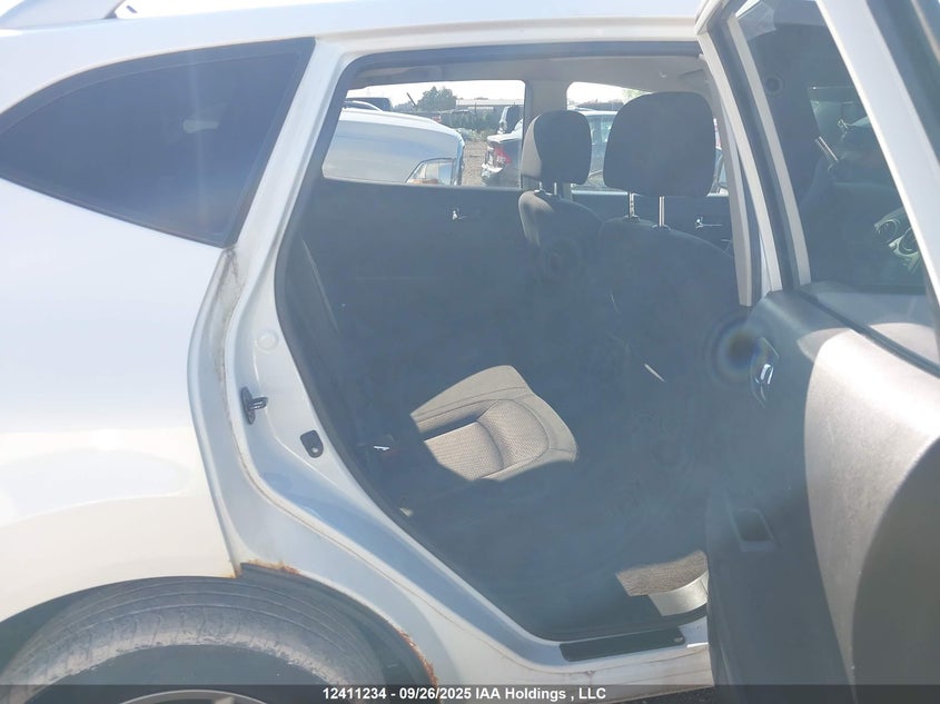 JN8AS5MT4BW177137 2011 NISSAN ROGUE photo no. 8