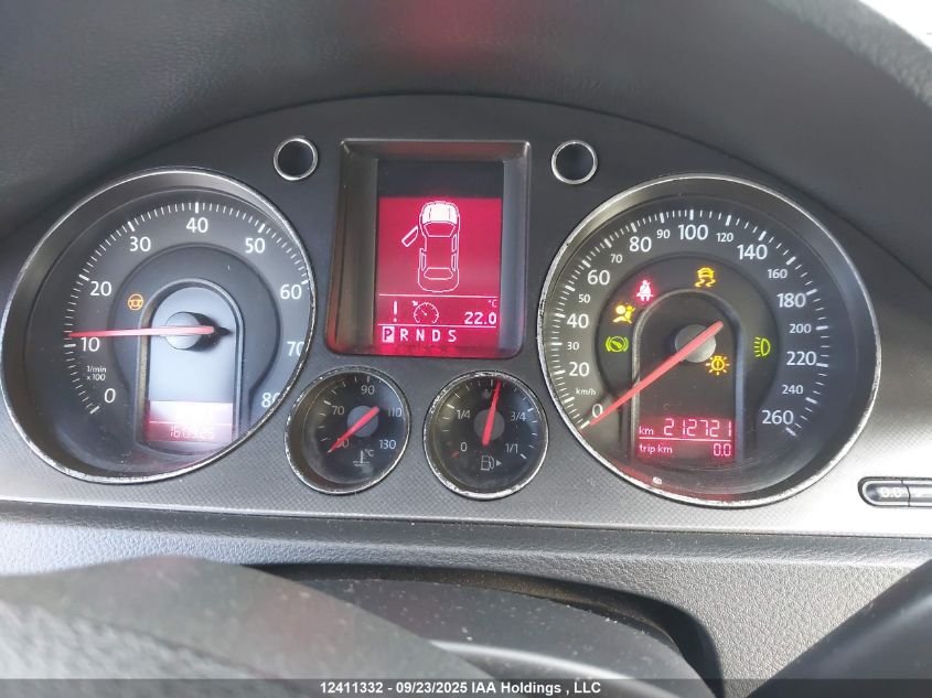 2007 Volkswagen Passat 2.0T VIN: WVWEK73CX7P121358 Lot: 12411332